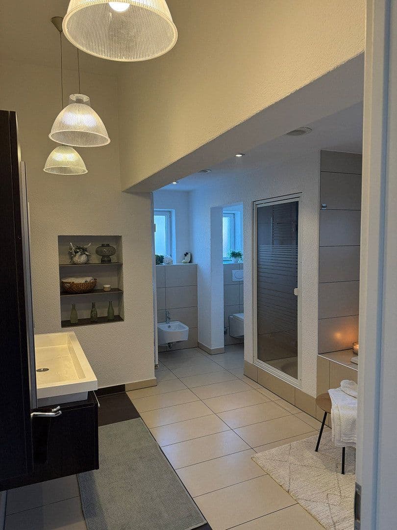 Predaj bytu 4-izbový 165 m², Freiberg am Neckar, Bádensko-Wurttembersko Predaj bytu 4-izbový 165 m², Freiberg am Neckar, Bádensko-Wurttembersko