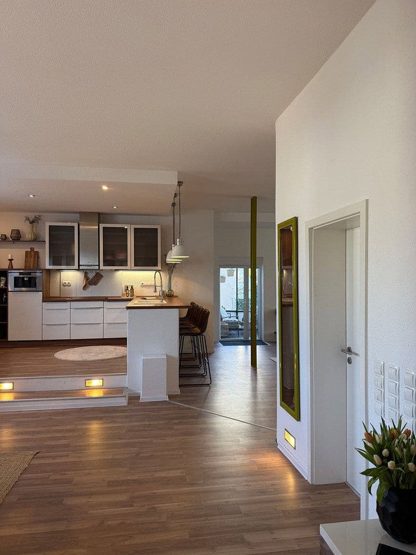 Predaj bytu 4-izbový 165 m², Freiberg am Neckar, Bádensko-Wurttembersko Predaj bytu 4-izbový 165 m², Freiberg am Neckar, Bádensko-Wurttembersko