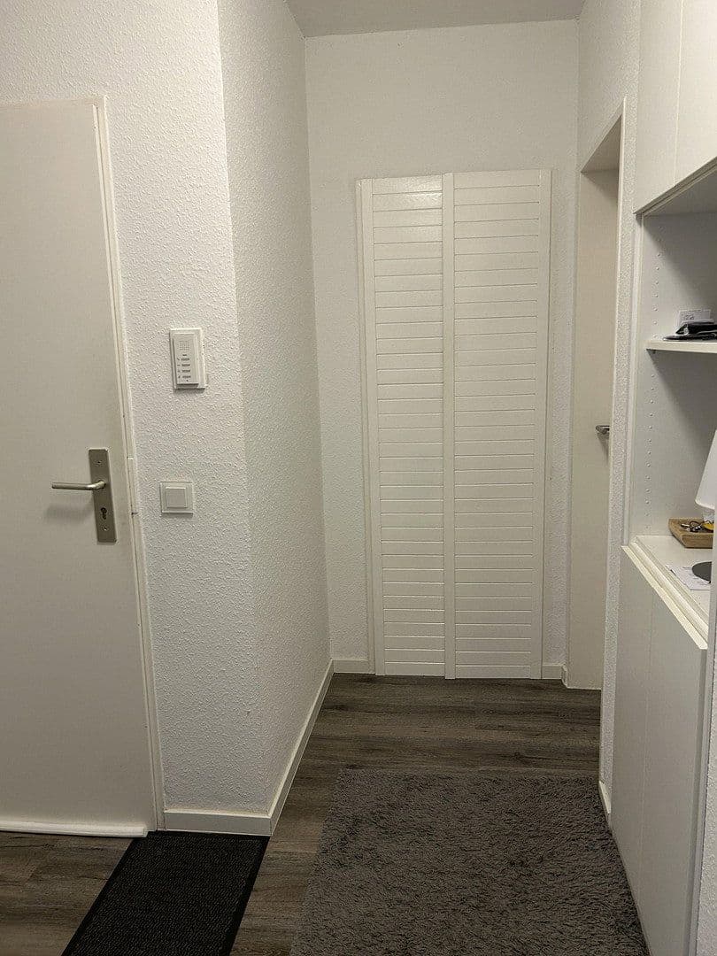 Prenájom bytu 3-izbový 72 m², Brücke 45, Neuss, Severné Porýnie - Westfálsko Prenájom bytu 3-izbový 72 m², Brücke 45, Neuss, Severné Porýnie - Westfálsko