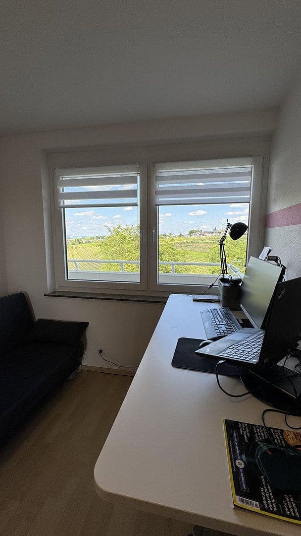 Prenájom bytu 3-izbový 88 m², Goldbergstrasse 52, Nieder-Olm, Porýnie-Falcko Prenájom bytu 3-izbový 88 m², Goldbergstrasse 52, Nieder-Olm, Porýnie-Falcko