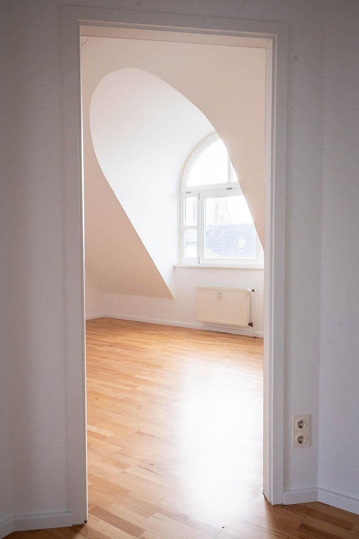 Predaj bytu 3-izbový 86 m², Berlin, Berlín Predaj bytu 3-izbový 86 m², Berlin, Berlín