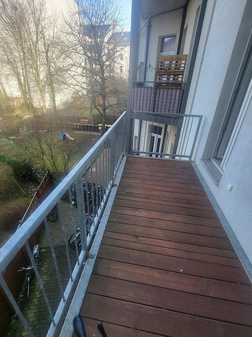 Prenájom bytu 3-izbový 92 m², Leipzig, Sasko Prenájom bytu 3-izbový 92 m², Leipzig, Sasko