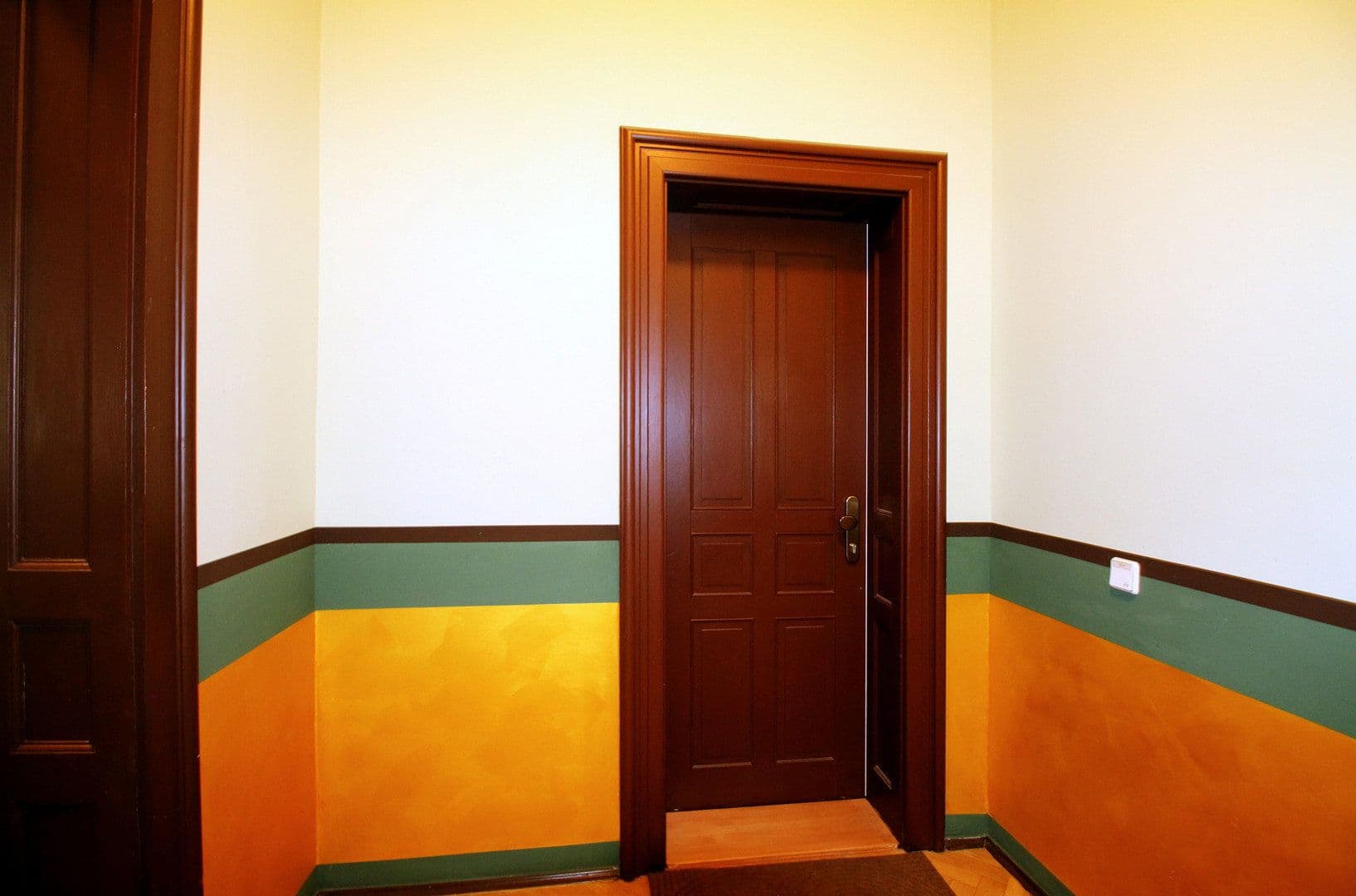 Prenájom bytu 3-izbový 92 m², Leipzig, Sasko Prenájom bytu 3-izbový 92 m², Leipzig, Sasko