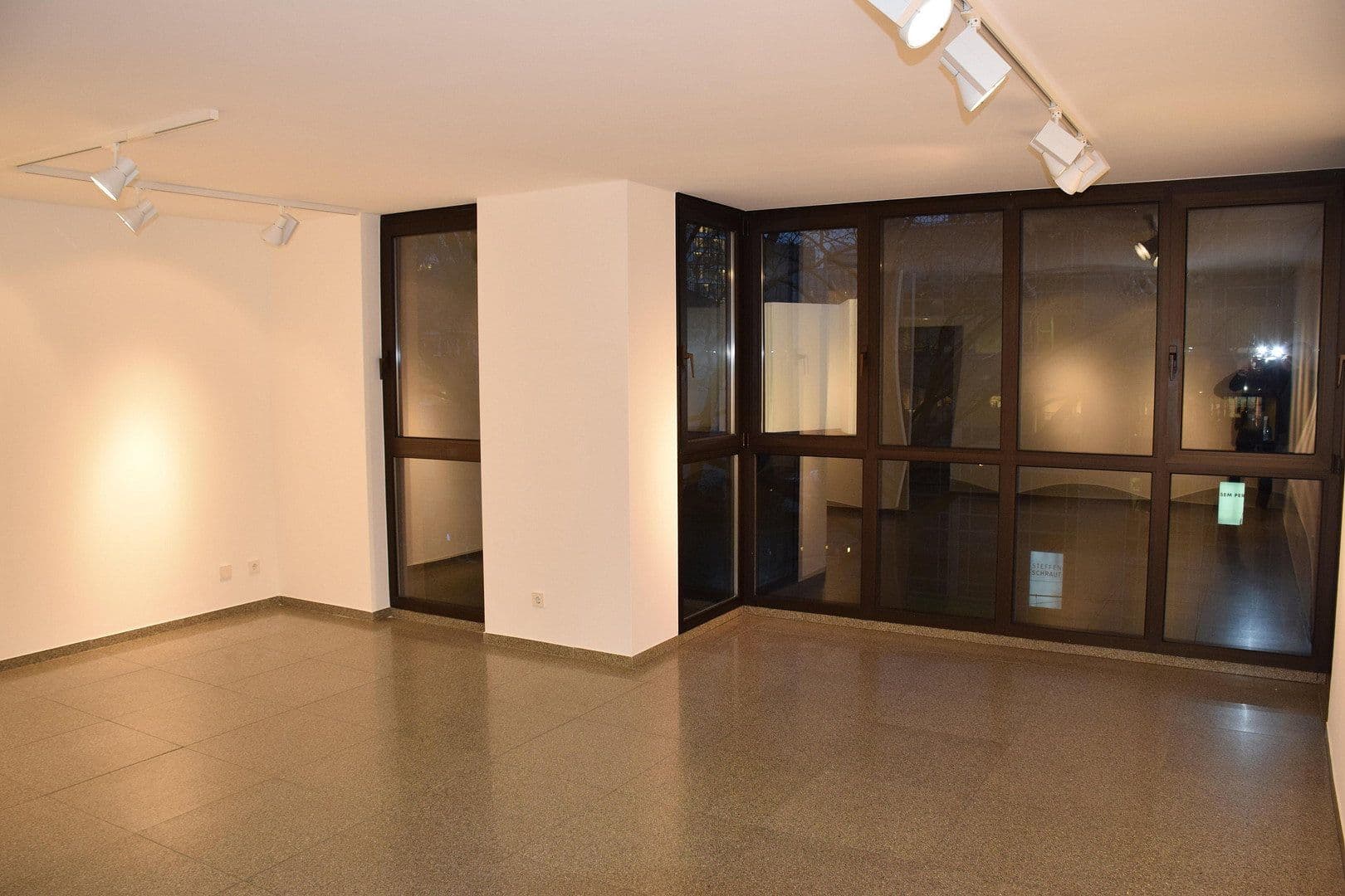 Prenájom kancelárie 130 m², Kaiserswerther Str. 144, Düsseldorf, Severné Porýnie - Westfálsko Prenájom kancelárie 130 m², Kaiserswerther Str. 144, Düsseldorf, Severné Porýnie - Westfálsko