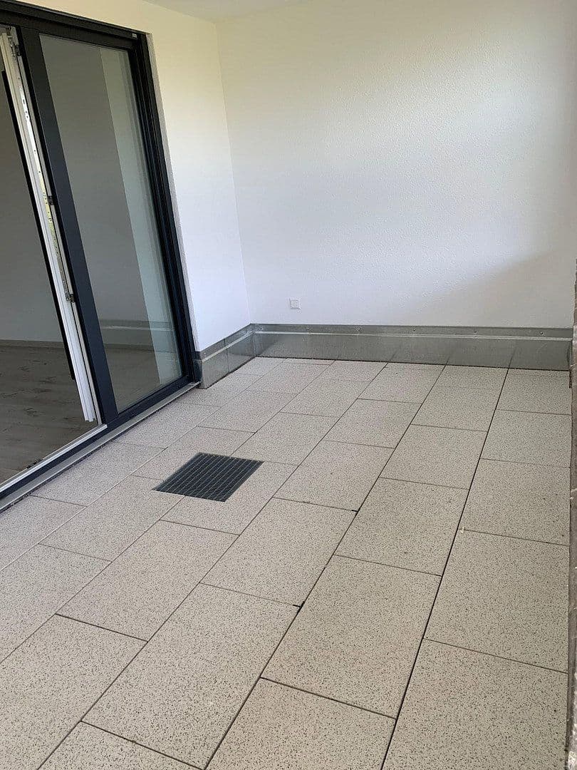Prenájom bytu 4-izbový 98 m², Neckarpark 47, Villingen-Schwenningen, Bádensko-Wurttembersko Prenájom bytu 4-izbový 98 m², Neckarpark 47, Villingen-Schwenningen, Bádensko-Wurttembersko