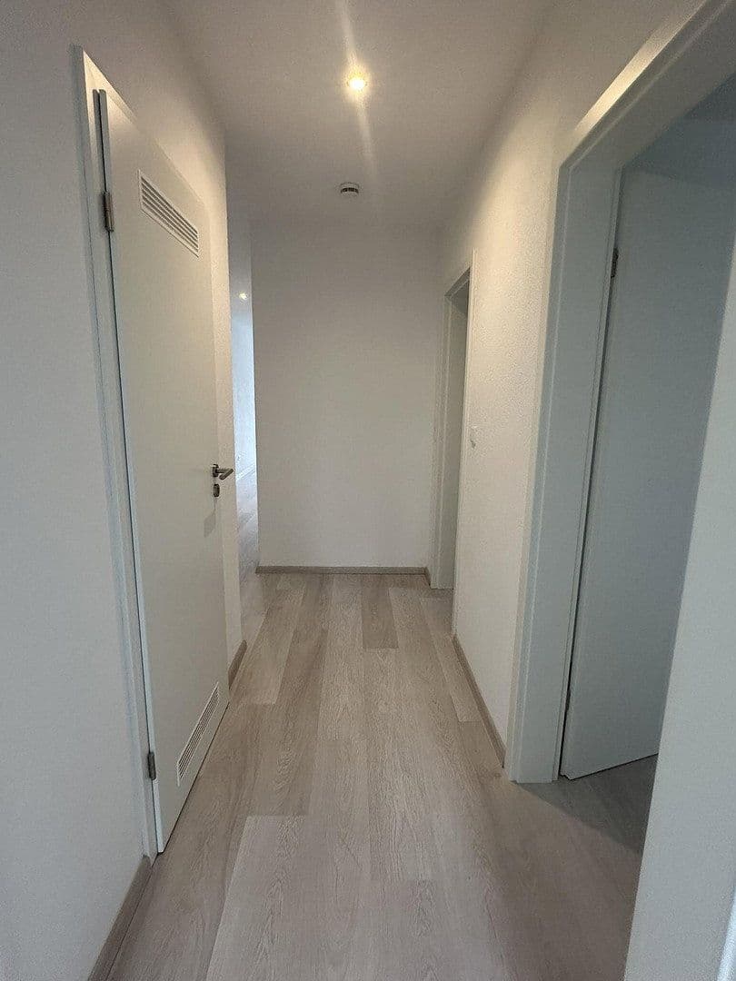 Prenájom bytu 4-izbový 98 m², Neckarpark 47, Villingen-Schwenningen, Bádensko-Wurttembersko Prenájom bytu 4-izbový 98 m², Neckarpark 47, Villingen-Schwenningen, Bádensko-Wurttembersko