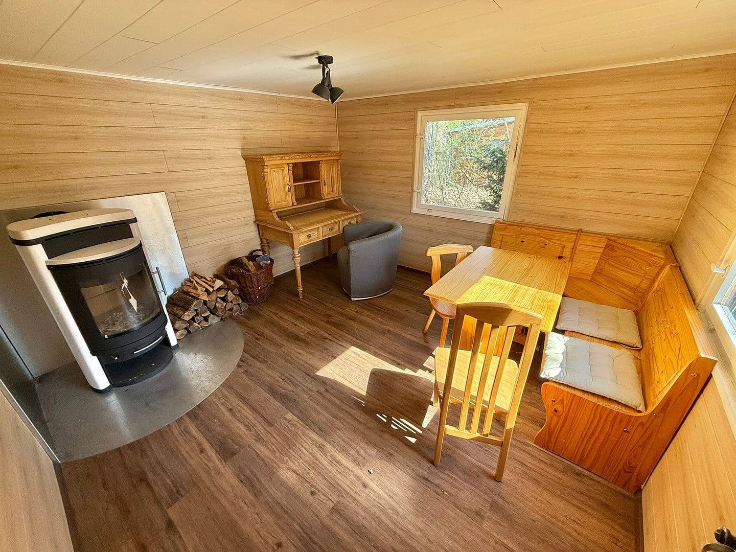 Predaj domu 46 m², pozemek 370 m², Bad Schmiedeberg, Sasko-Anhaltsko Predaj domu 46 m², pozemek 370 m², Bad Schmiedeberg, Sasko-Anhaltsko