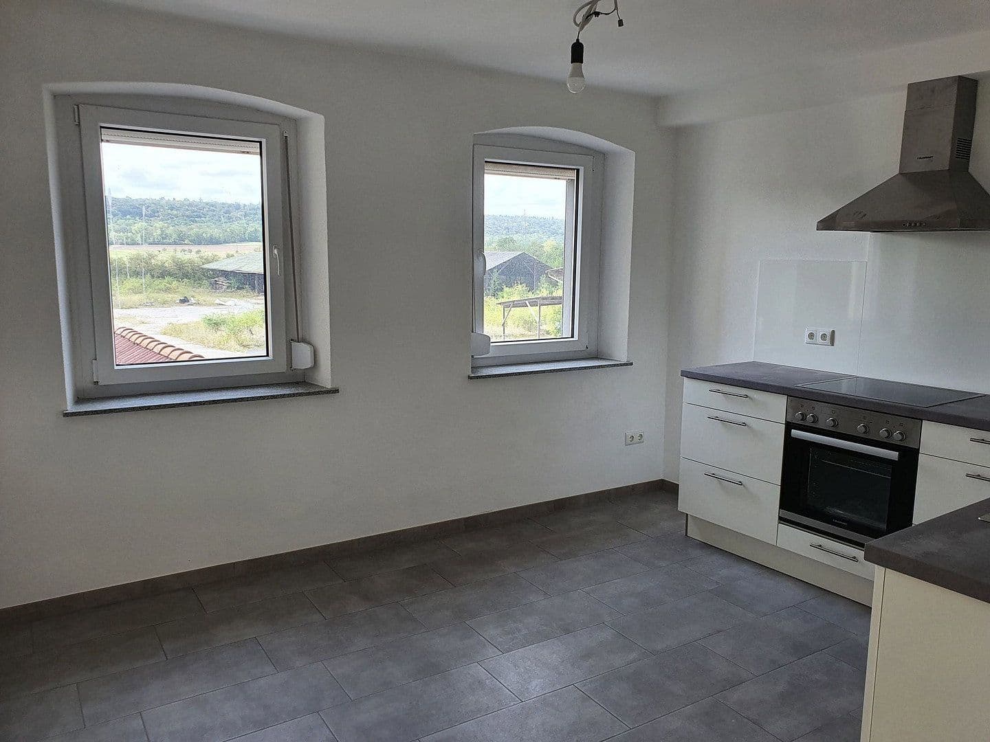 Prenájom bytu 2-izbový 62 m², Markt Bibart, Bavorsko Prenájom bytu 2-izbový 62 m², Markt Bibart, Bavorsko