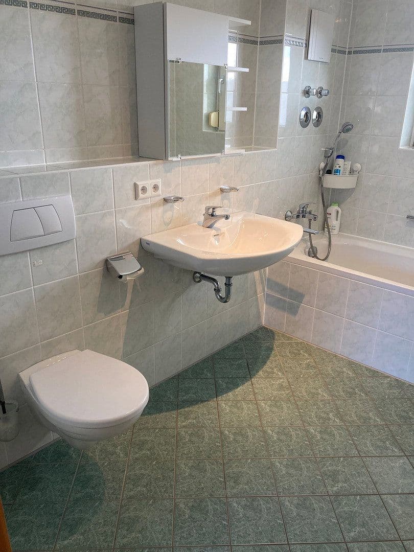 Predaj bytu 5-izbový 108 m², Lontelstraße, Gerlingen, Bádensko-Wurttembersko Predaj bytu 5-izbový 108 m², Lontelstraße, Gerlingen, Bádensko-Wurttembersko