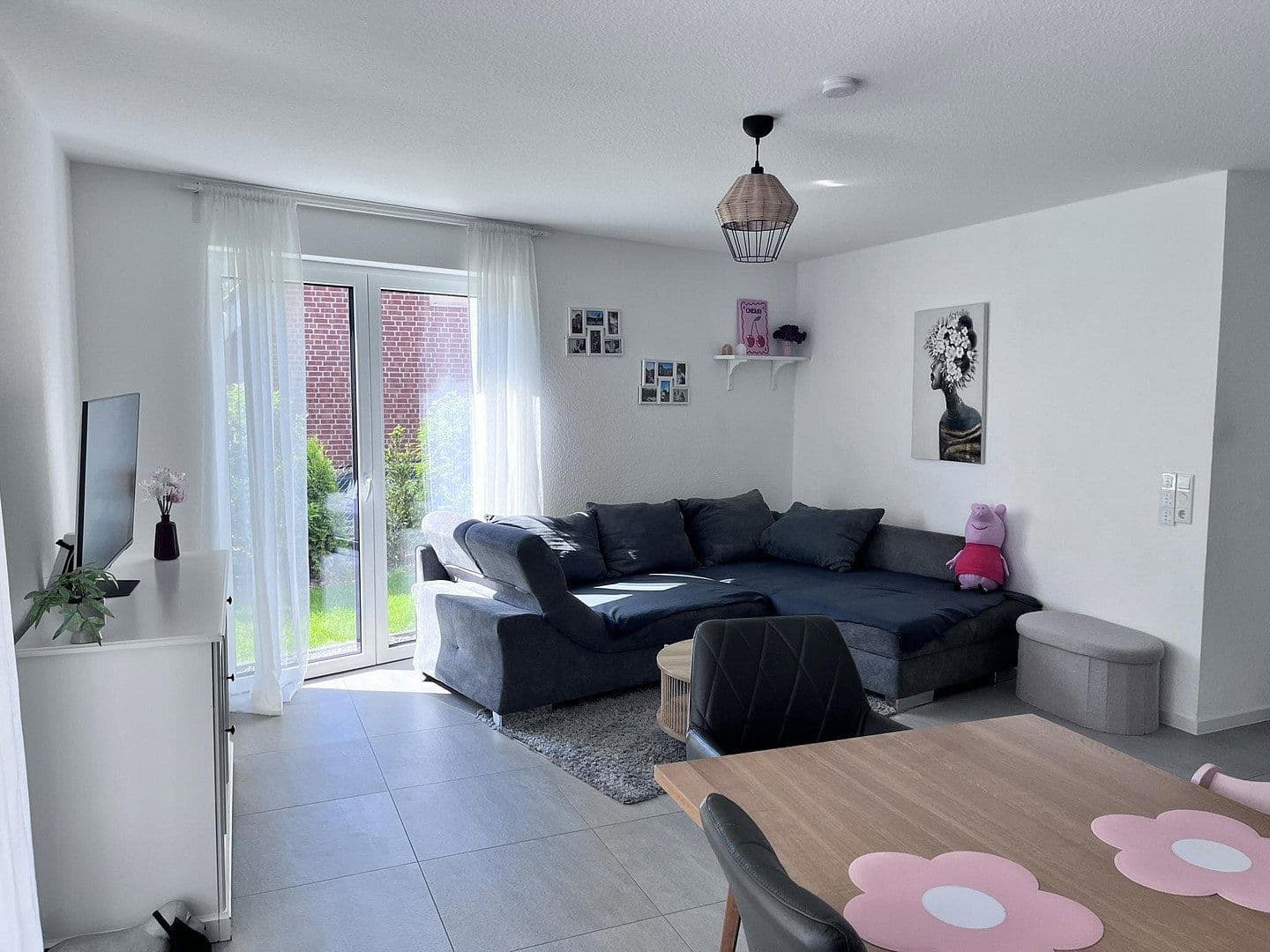 Prenájom bytu 3-izbový 98 m², Detmold, Severné Porýnie - Westfálsko Prenájom bytu 3-izbový 98 m², Detmold, Severné Porýnie - Westfálsko