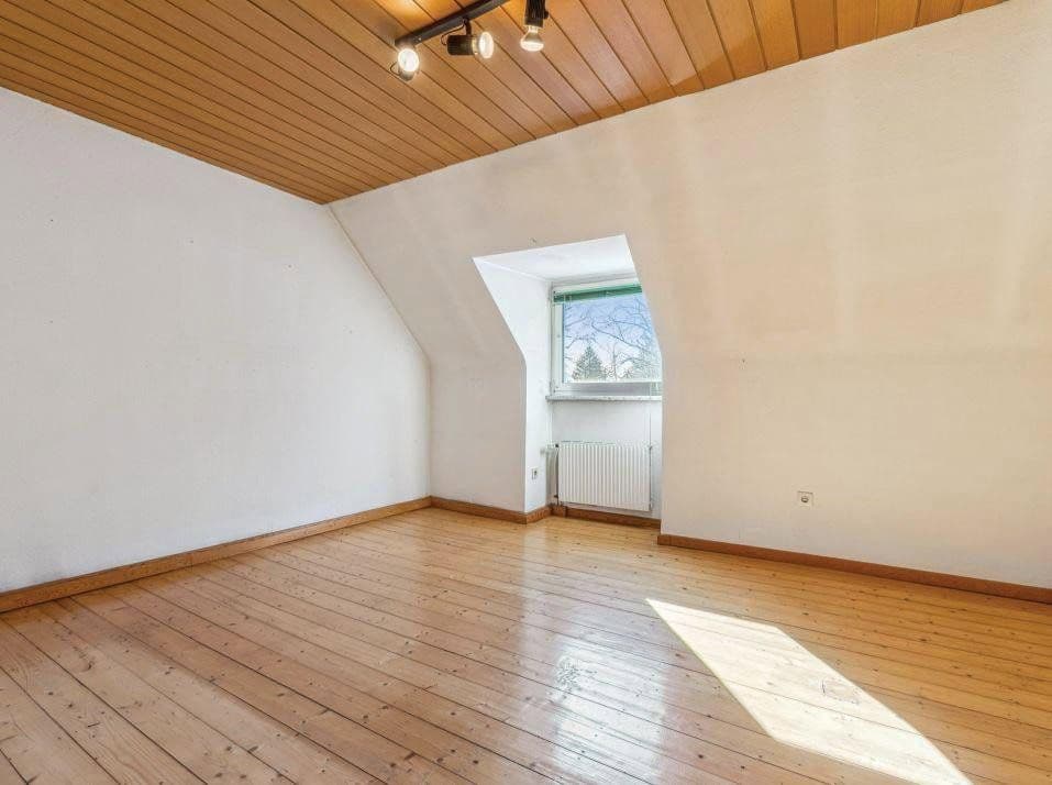 Predaj domu 130 m², pozemek 200 m², Köln, Severné Porýnie - Westfálsko Predaj domu 130 m², pozemek 200 m², Köln, Severné Porýnie - Westfálsko