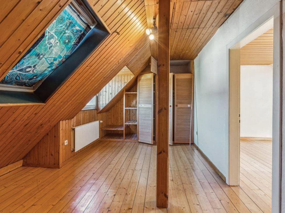 Predaj domu 130 m², pozemek 200 m², Köln, Severné Porýnie - Westfálsko Predaj domu 130 m², pozemek 200 m², Köln, Severné Porýnie - Westfálsko