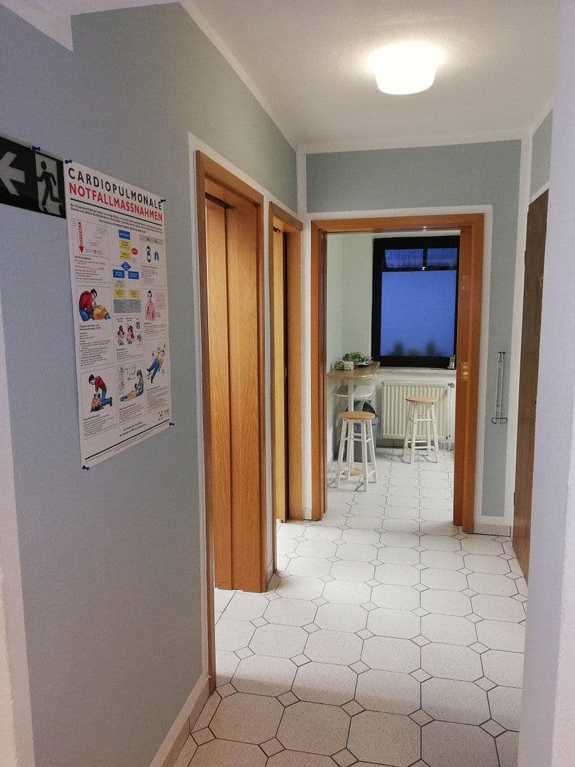 Predaj domu 179 m², pozemek 1.108 m², Bahnhofstraße 2, Lübz, Meklenbursko-Predpomoransko Predaj domu 179 m², pozemek 1.108 m², Bahnhofstraße 2, Lübz, Meklenbursko-Predpomoransko