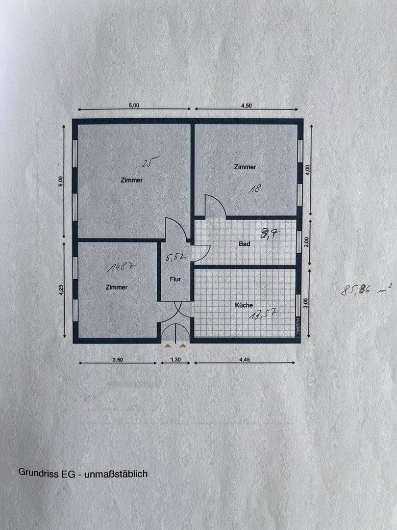 Predaj domu 179 m², pozemek 1.108 m², Bahnhofstraße 2, Lübz, Meklenbursko-Predpomoransko Predaj domu 179 m², pozemek 1.108 m², Bahnhofstraße 2, Lübz, Meklenbursko-Predpomoransko