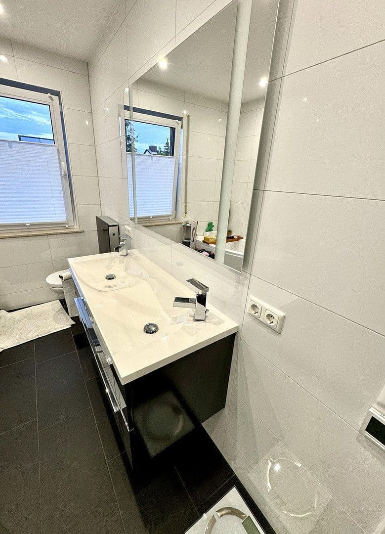 Predaj domu 120 m², pozemek 250 m², Weiterstadt, Hesensko Predaj domu 120 m², pozemek 250 m², Weiterstadt, Hesensko
