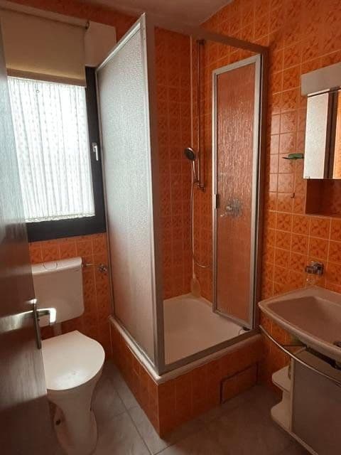 Predaj domu 240 m², pozemek 731 m², Taunusstrasse 48, Herrenberg, Bádensko-Wurttembersko Predaj domu 240 m², pozemek 731 m², Taunusstrasse 48, Herrenberg, Bádensko-Wurttembersko