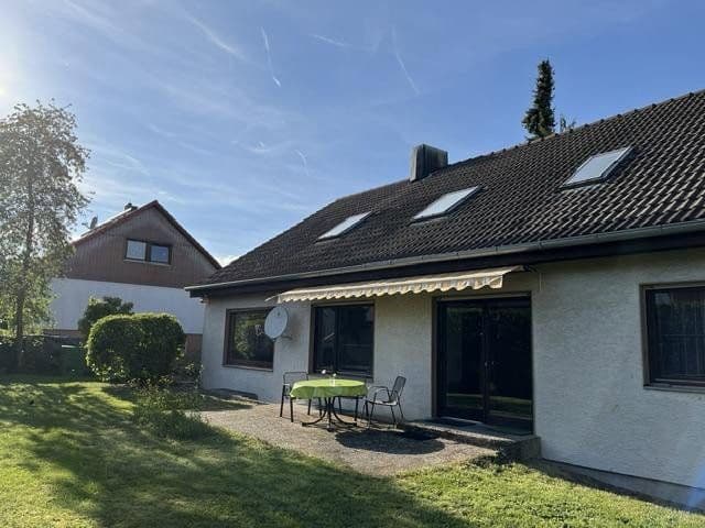 Predaj domu 240 m², pozemek 731 m², Taunusstrasse 48, Herrenberg, Bádensko-Wurttembersko Predaj domu 240 m², pozemek 731 m², Taunusstrasse 48, Herrenberg, Bádensko-Wurttembersko