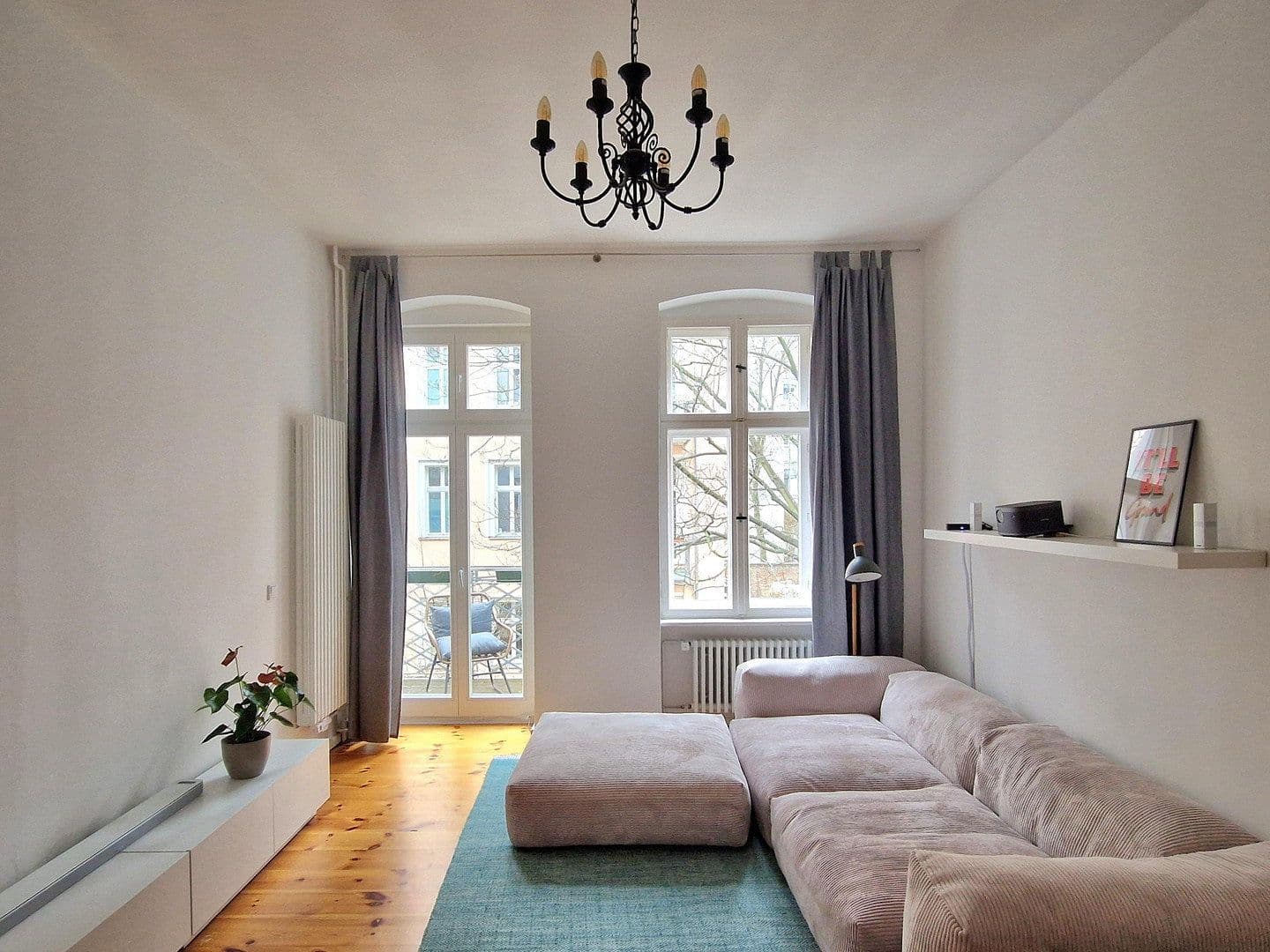Predaj bytu 2-izbový 74 m², Berlin, Berlín Predaj bytu 2-izbový 74 m², Berlin, Berlín