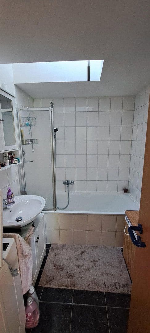 Predaj domu 240 m², pozemek 455 m², Aschaffenburg, Bavorsko Predaj domu 240 m², pozemek 455 m², Aschaffenburg, Bavorsko