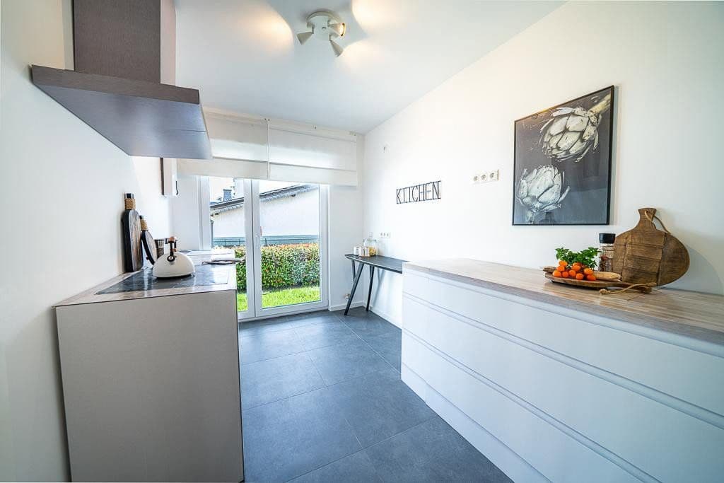 Predaj bytu 3-izbový 73 m², Bonn, Severné Porýnie - Westfálsko Predaj bytu 3-izbový 73 m², Bonn, Severné Porýnie - Westfálsko
