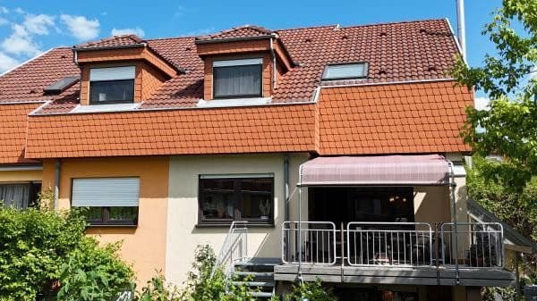 Prenájom bytu 4-izbový 120 m², Nußloch, Bádensko-Wurttembersko Prenájom bytu 4-izbový 120 m², Nußloch, Bádensko-Wurttembersko