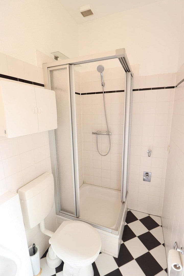 Prenájom bytu 1-izbový 45 m², Wilhelmsaue 00, Berlin, Berlín Prenájom bytu 1-izbový 45 m², Wilhelmsaue 00, Berlin, Berlín