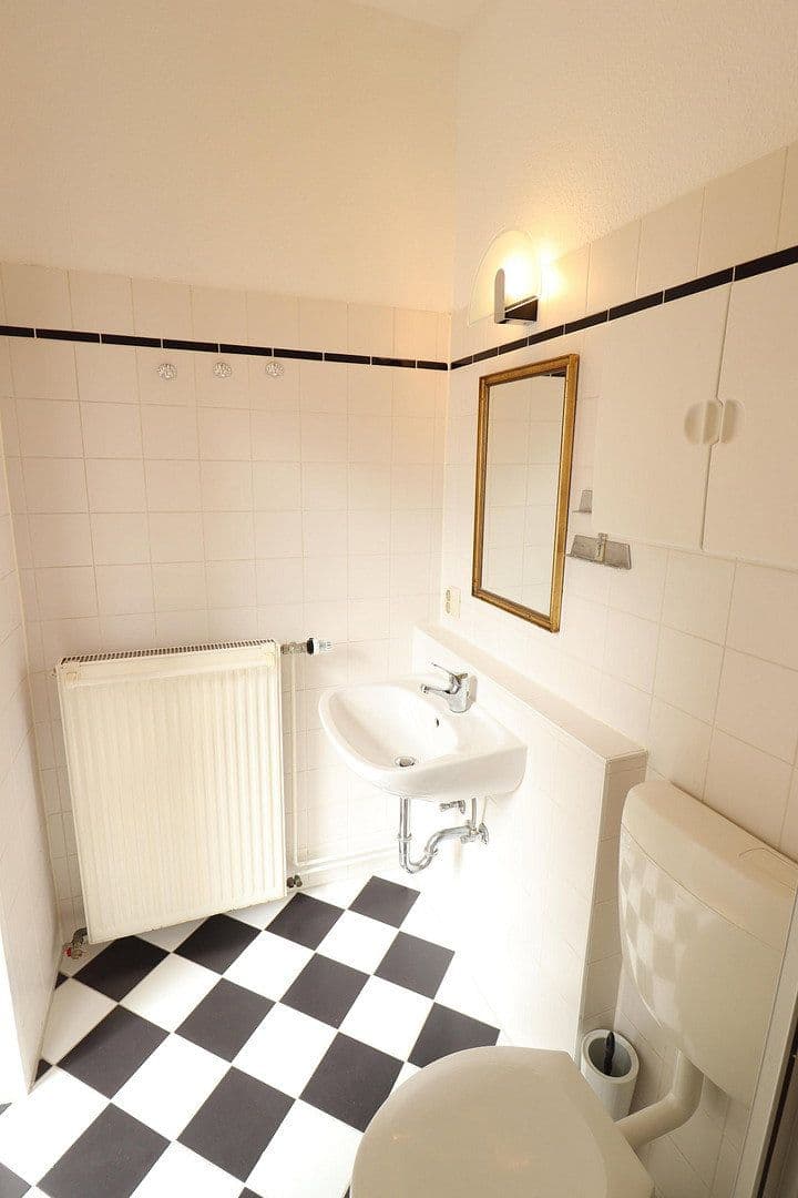 Prenájom bytu 1-izbový 45 m², Wilhelmsaue 00, Berlin, Berlín Prenájom bytu 1-izbový 45 m², Wilhelmsaue 00, Berlin, Berlín
