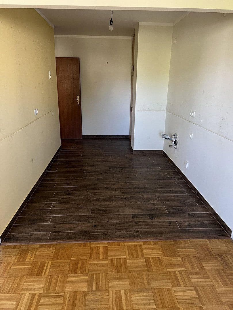 Predaj bytu 3-izbový 80 m², Mannheim, Bádensko-Wurttembersko Predaj bytu 3-izbový 80 m², Mannheim, Bádensko-Wurttembersko