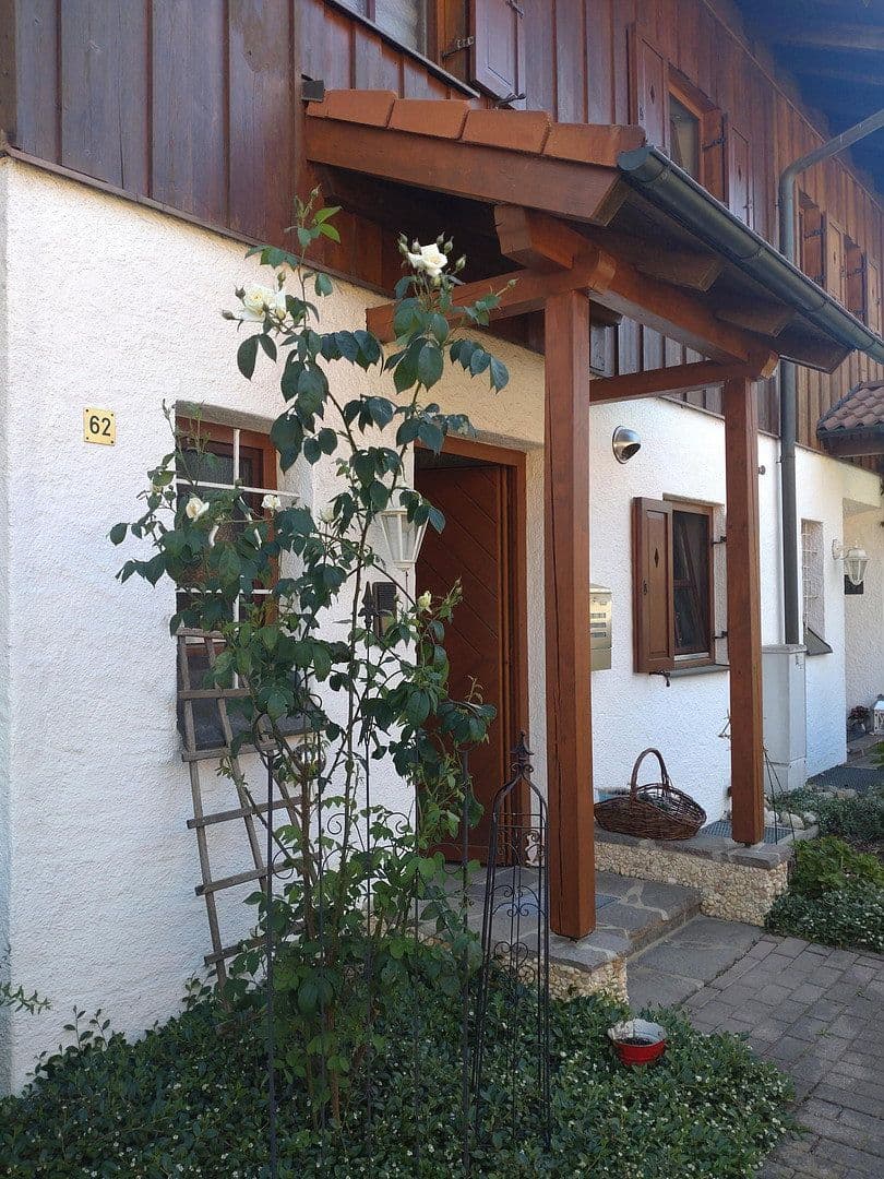 Predaj domu 115 m², pozemek 200 m², Freilassing, Bavorsko Predaj domu 115 m², pozemek 200 m², Freilassing, Bavorsko