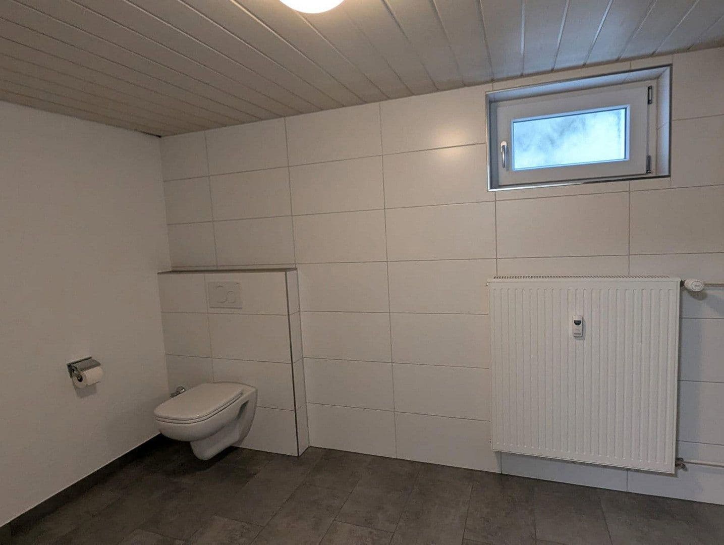 Prenájom bytu 1-izbový 55 m², Rottenburg am Neckar, Bádensko-Wurttembersko Prenájom bytu 1-izbový 55 m², Rottenburg am Neckar, Bádensko-Wurttembersko