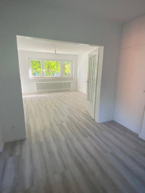 Predaj domu 1.396 m², pozemek 2.478 m², Wentorf bei Hamburg, Šlezvicko-Holštajnsko Predaj domu 1.396 m², pozemek 2.478 m², Wentorf bei Hamburg, Šlezvicko-Holštajnsko