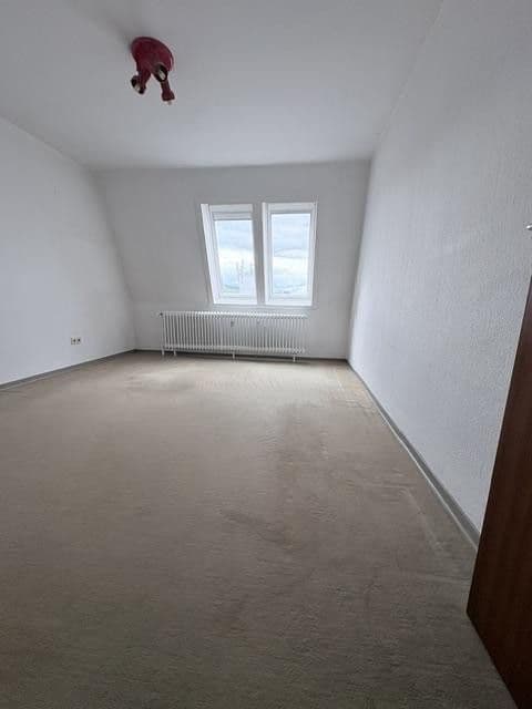 Prenájom bytu 3-izbový 90 m², Barsinghausen, Dolné Sasko Prenájom bytu 3-izbový 90 m², Barsinghausen, Dolné Sasko