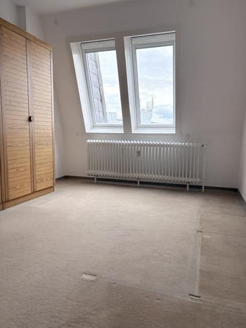 Prenájom bytu 3-izbový 90 m², Barsinghausen, Dolné Sasko Prenájom bytu 3-izbový 90 m², Barsinghausen, Dolné Sasko