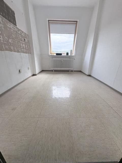 Prenájom bytu 3-izbový 90 m², Barsinghausen, Dolné Sasko Prenájom bytu 3-izbový 90 m², Barsinghausen, Dolné Sasko