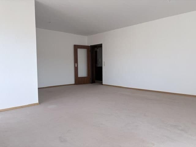 Prenájom bytu 3-izbový 90 m², Barsinghausen, Dolné Sasko Prenájom bytu 3-izbový 90 m², Barsinghausen, Dolné Sasko