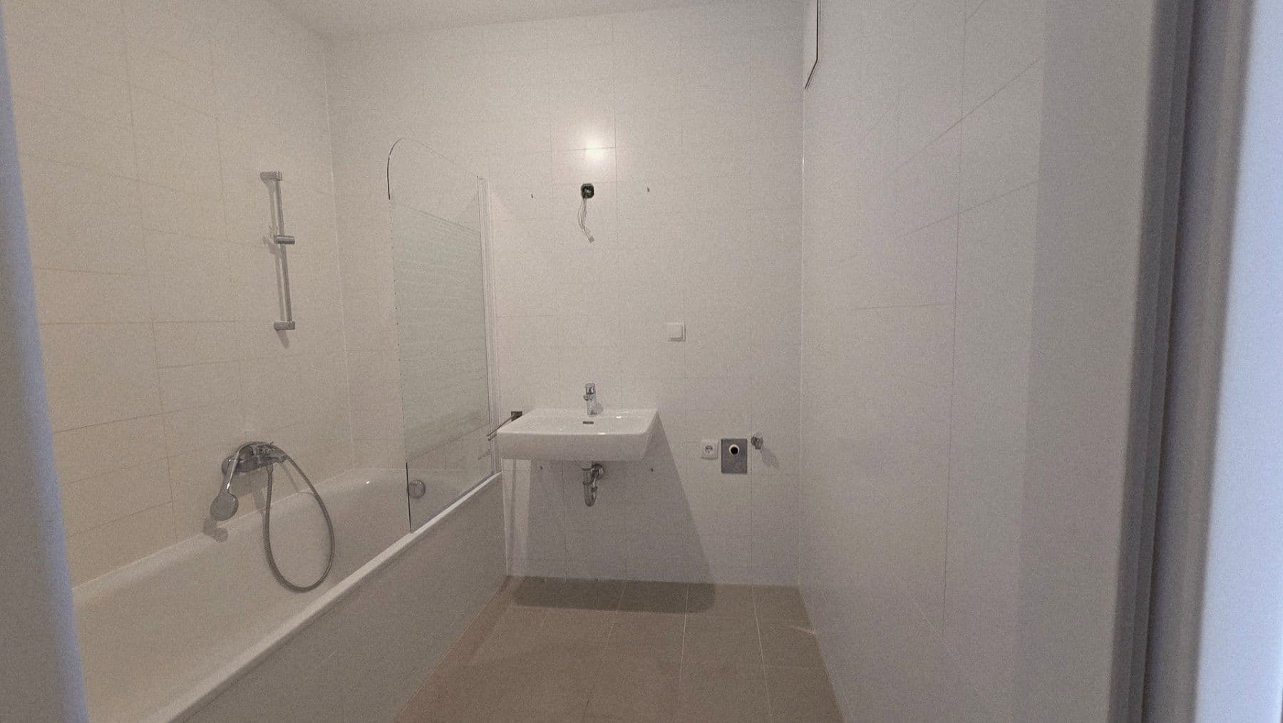 Predaj bytu 2-izbový 70 m², Ferdinand-Platzer-Gasse 8-10, Wien, Viedeň Predaj bytu 2-izbový 70 m², Ferdinand-Platzer-Gasse 8-10, Wien, Viedeň