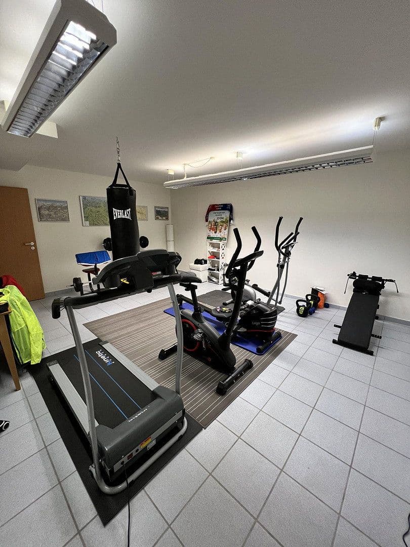 Predaj domu 200 m², pozemek 666 m², Mehlingen, Porýnie-Falcko Predaj domu 200 m², pozemek 666 m², Mehlingen, Porýnie-Falcko