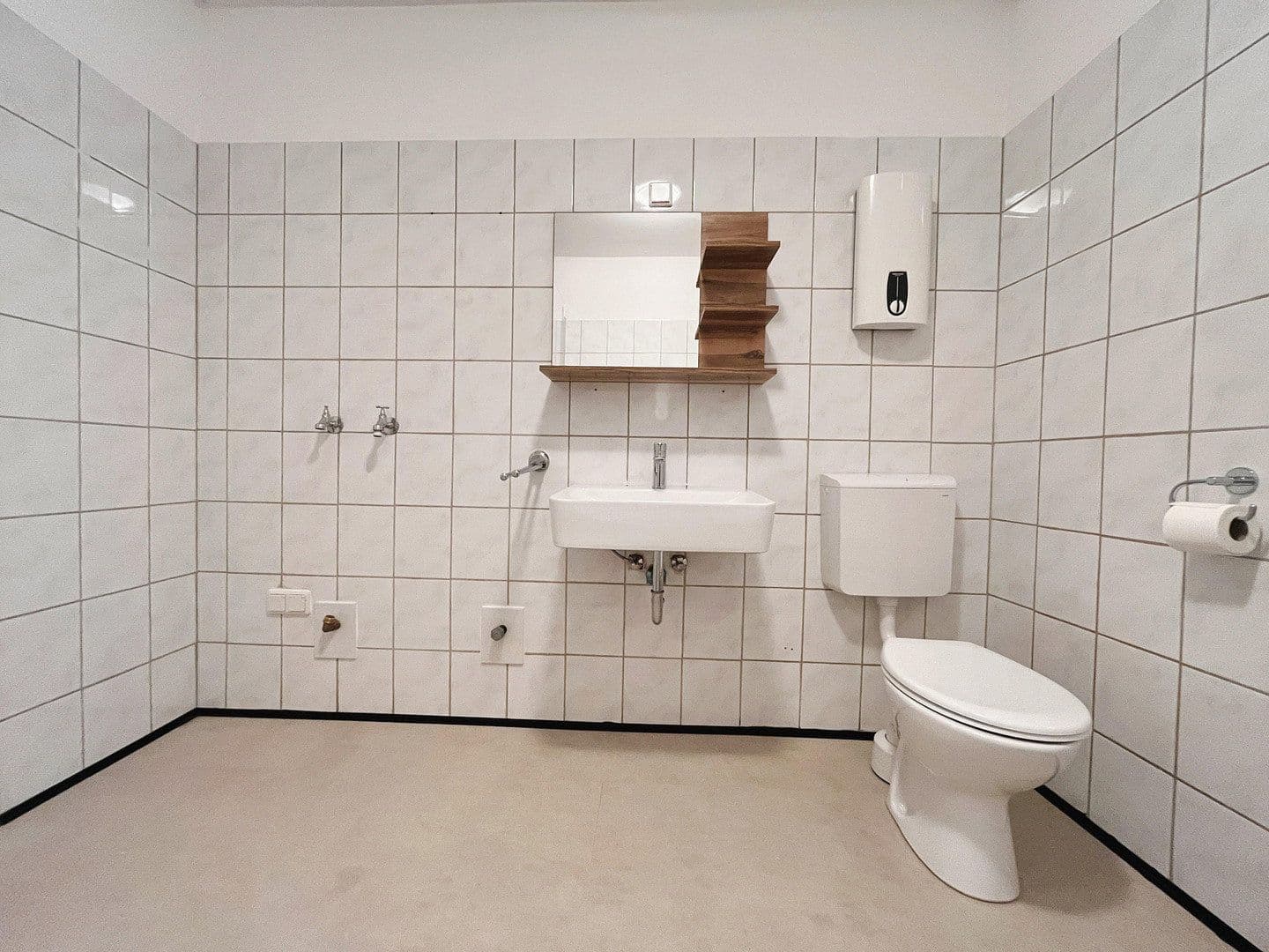 Prenájom bytu 2-izbový 57 m², Elze, Dolné Sasko Prenájom bytu 2-izbový 57 m², Elze, Dolné Sasko