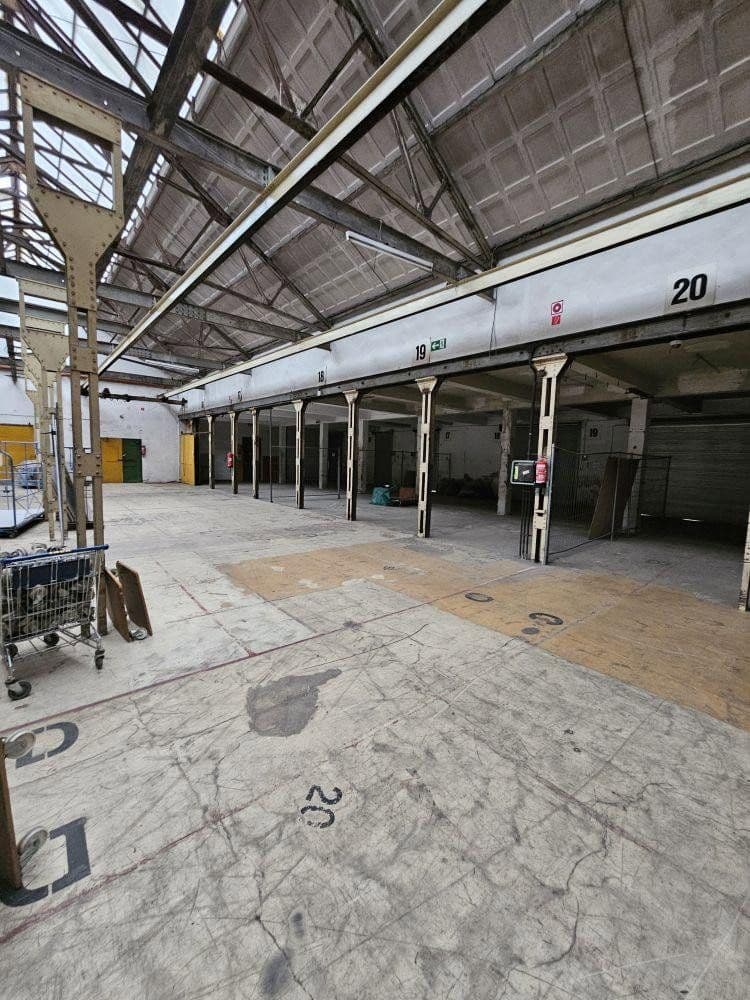 Prenájom nebytového priestoru 8.000 m², Solingen, Severné Porýnie - Westfálsko Prenájom nebytového priestoru 8.000 m², Solingen, Severné Porýnie - Westfálsko