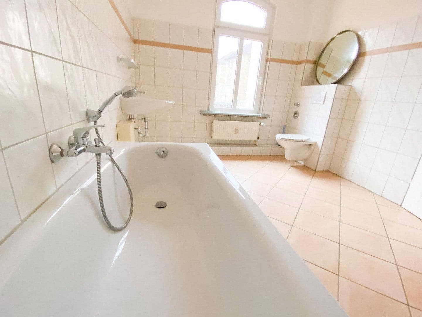 Predaj domu 200 m², pozemek 250 m², Ernst-Amme-Str. 2, Braunschweig, Dolné Sasko Predaj domu 200 m², pozemek 250 m², Ernst-Amme-Str. 2, Braunschweig, Dolné Sasko