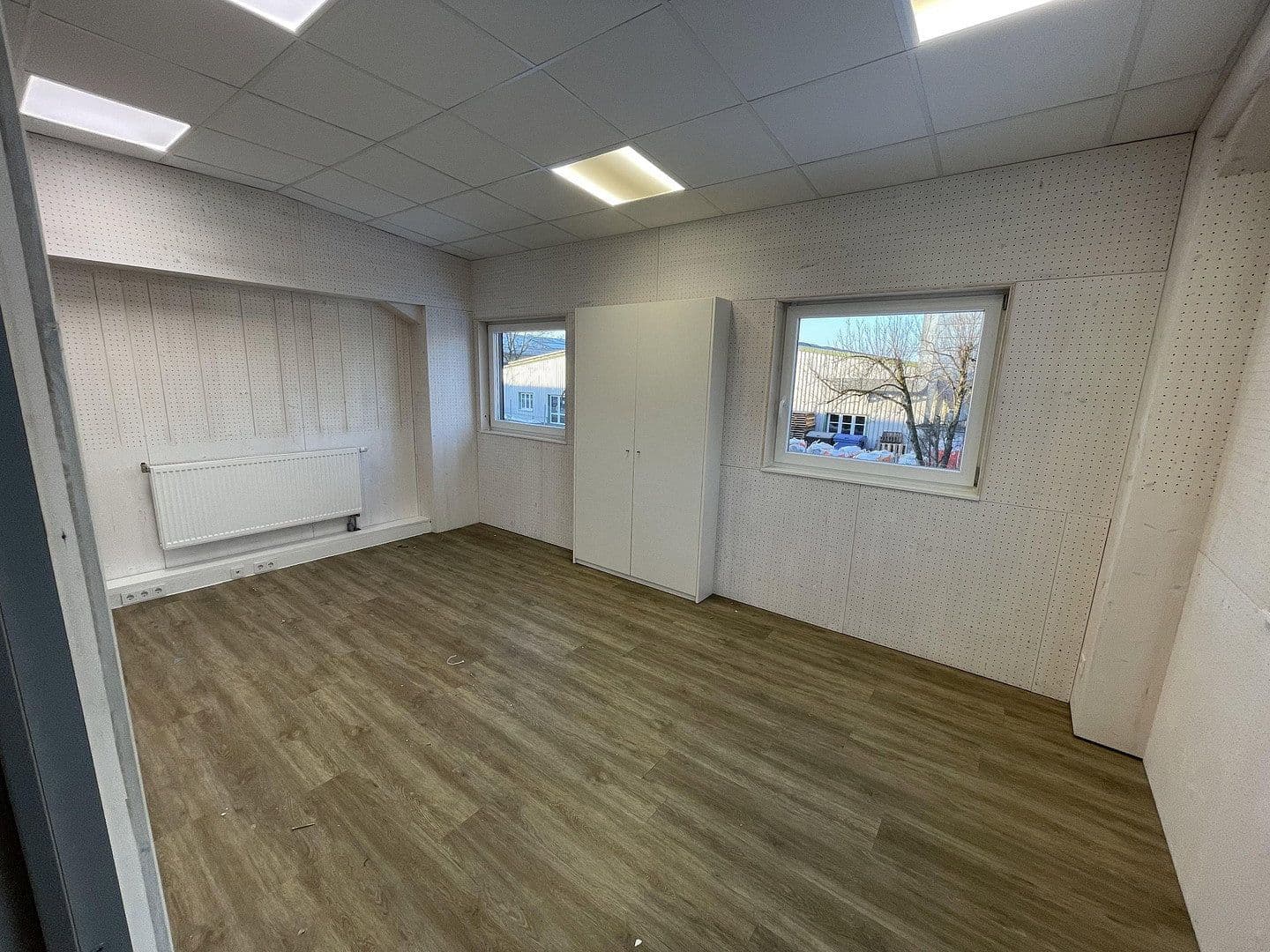 Prenájom nebytového priestoru 1.580 m², Allinger Straße 8c, Vilshofen an der Donau, Bavorsko Prenájom nebytového priestoru 1.580 m², Allinger Straße 8c, Vilshofen an der Donau, Bavorsko