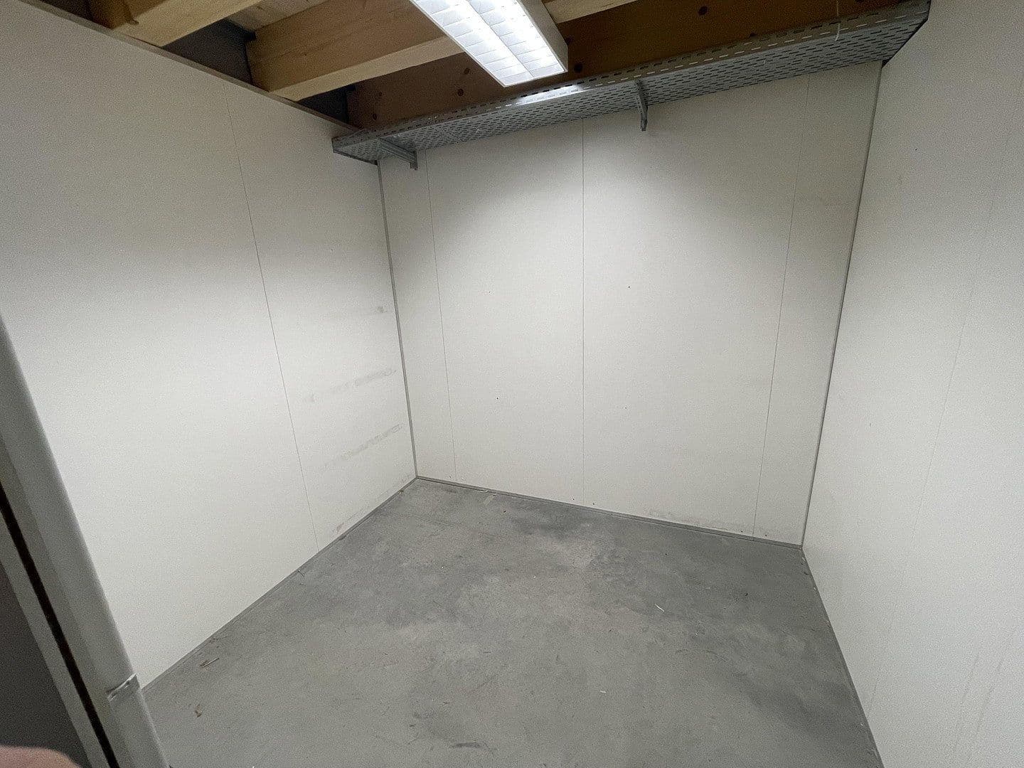 Prenájom nebytového priestoru 1.580 m², Allinger Straße 8c, Vilshofen an der Donau, Bavorsko Prenájom nebytového priestoru 1.580 m², Allinger Straße 8c, Vilshofen an der Donau, Bavorsko