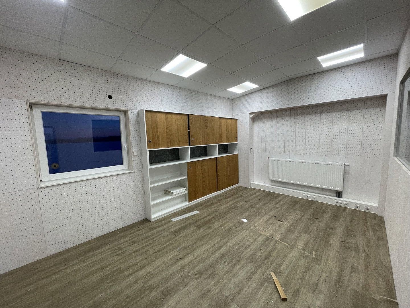 Prenájom nebytového priestoru 1.580 m², Allinger Straße 8c, Vilshofen an der Donau, Bavorsko Prenájom nebytového priestoru 1.580 m², Allinger Straße 8c, Vilshofen an der Donau, Bavorsko
