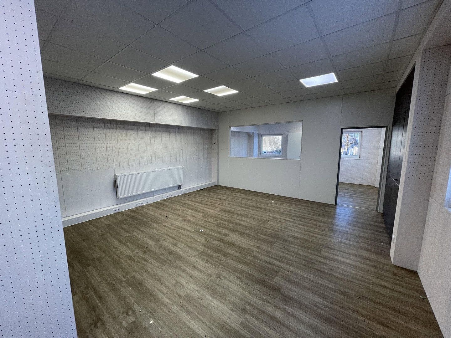 Prenájom nebytového priestoru 1.580 m², Allinger Straße 8c, Vilshofen an der Donau, Bavorsko Prenájom nebytového priestoru 1.580 m², Allinger Straße 8c, Vilshofen an der Donau, Bavorsko