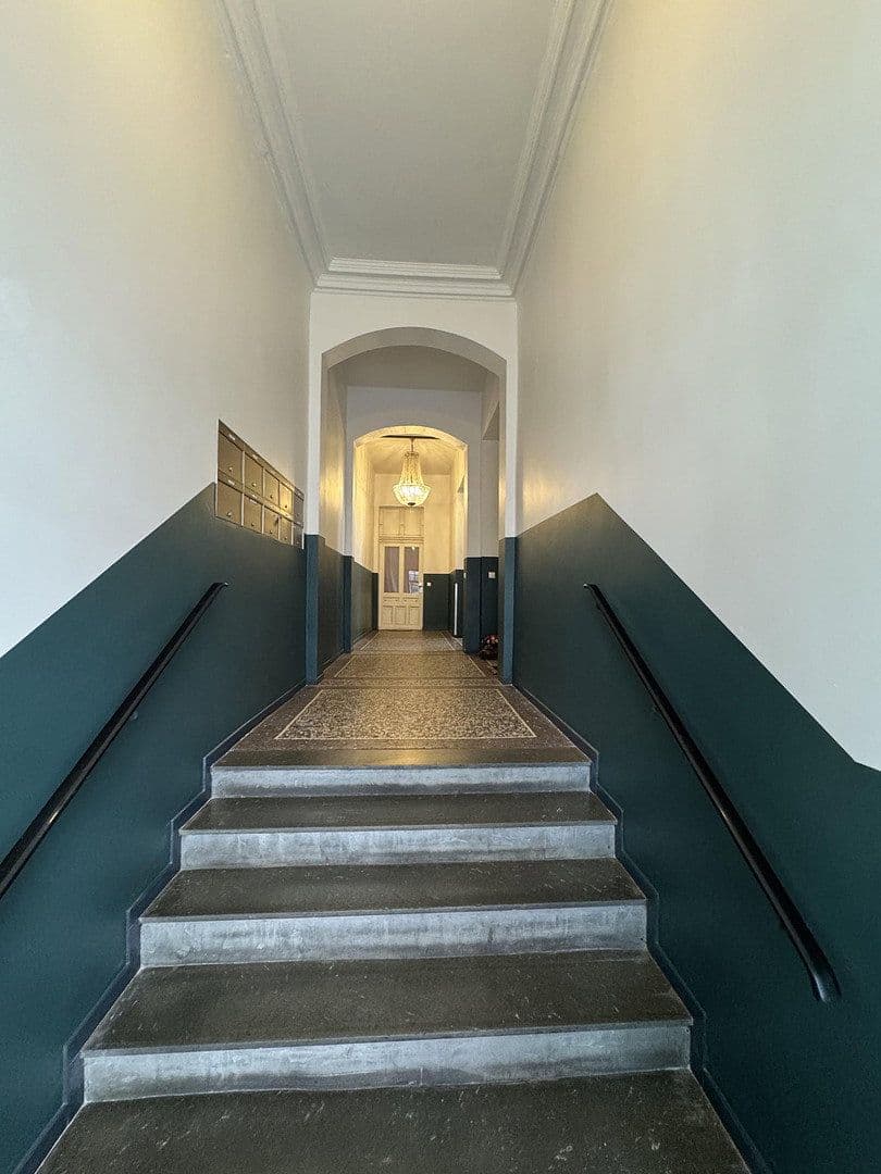 Prenájom bytu 3-izbový 84 m², Mannehim, Bádensko-Wurttembersko Prenájom bytu 3-izbový 84 m², Mannehim, Bádensko-Wurttembersko