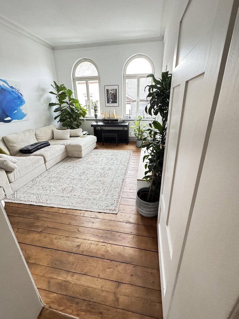 Prenájom bytu 3-izbový 84 m², Mannehim, Bádensko-Wurttembersko Prenájom bytu 3-izbový 84 m², Mannehim, Bádensko-Wurttembersko