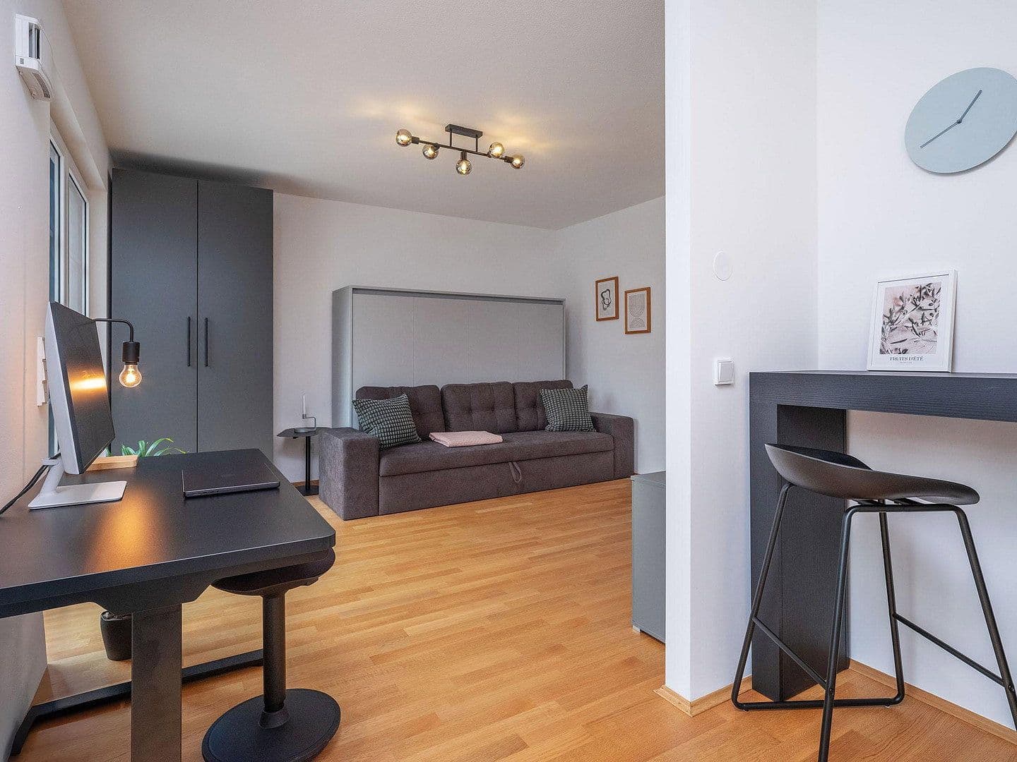 Prenájom bytu 1-izbový 41 m², München - Obersendling, Bavorsko Prenájom bytu 1-izbový 41 m², München - Obersendling, Bavorsko