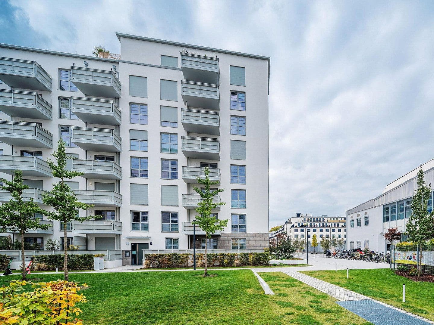Prenájom bytu 1-izbový 41 m², München - Obersendling, Bavorsko Prenájom bytu 1-izbový 41 m², München - Obersendling, Bavorsko