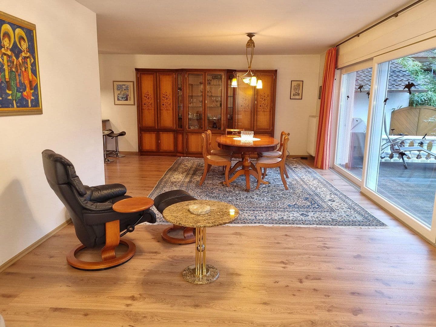 Predaj domu 245 m², pozemek 1.147 m², Gernsheim, Hesensko Predaj domu 245 m², pozemek 1.147 m², Gernsheim, Hesensko