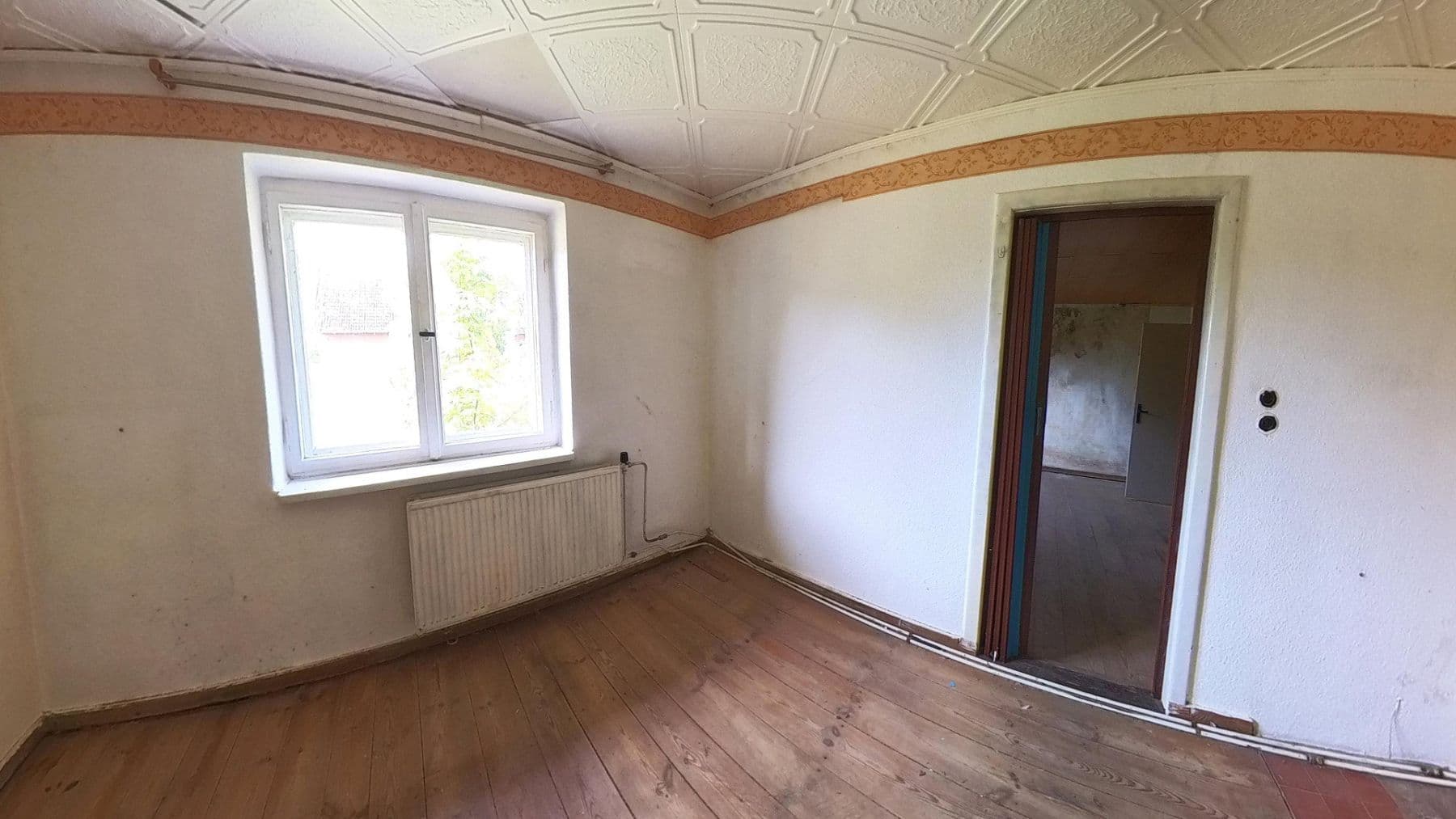 Predaj domu 164 m², pozemek 595 m², Dorfstr. 17, Priborn, Meklenbursko-Predpomoransko Predaj domu 164 m², pozemek 595 m², Dorfstr. 17, Priborn, Meklenbursko-Predpomoransko